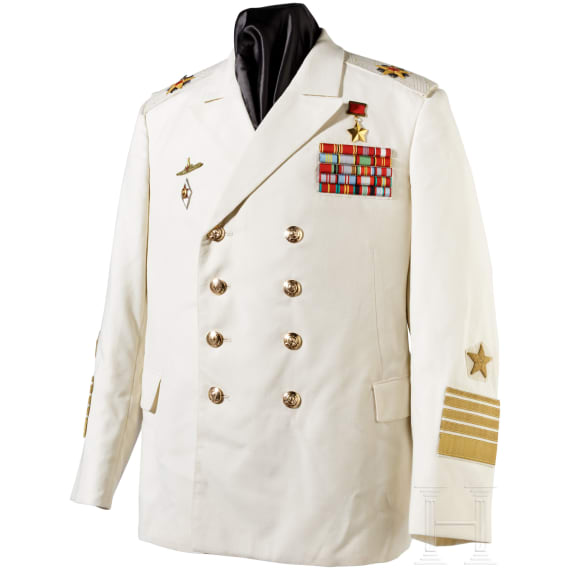 Parade uniform and summer jacket for an admiral, Soviet Union since 1945