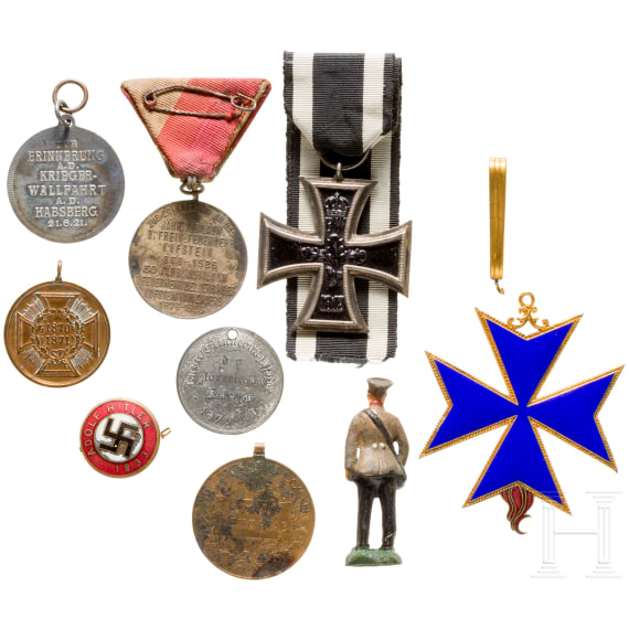 Convolute orders and medals