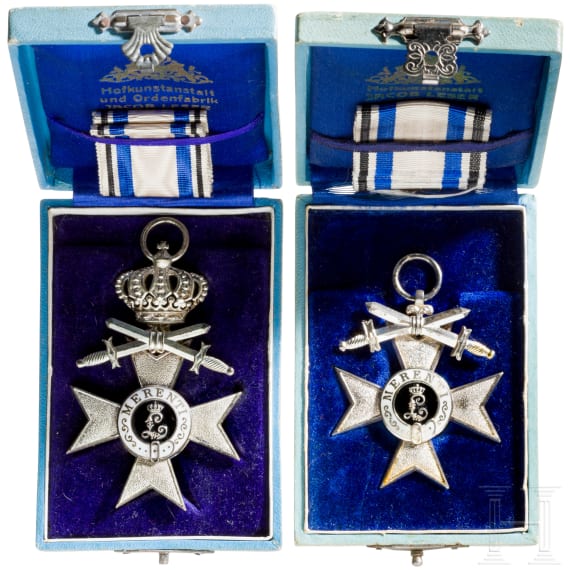 Two Military Service Crosses 2nd class in case, Bavaria