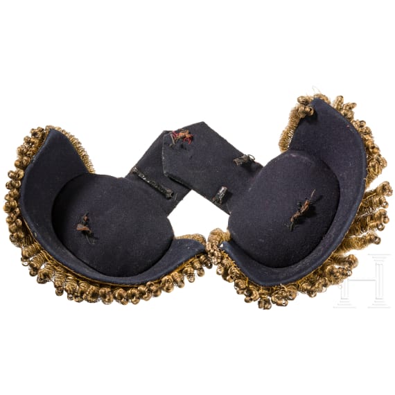 A pair of Bavarian epaulettes for state officials in general rank