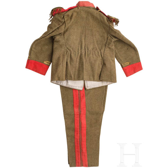 A child&rsquo;s uniform, circa 1910