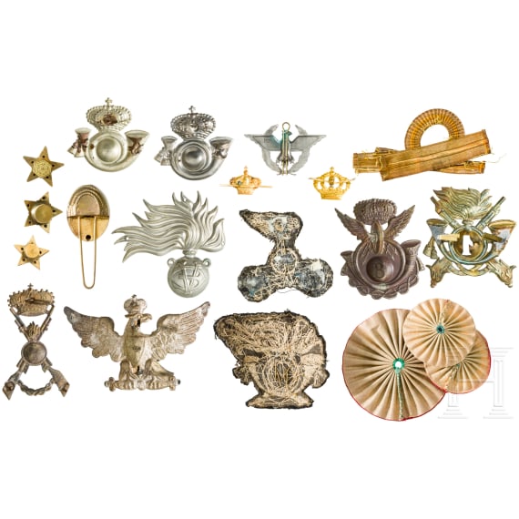 Convolute of Italian insignia, 20th century