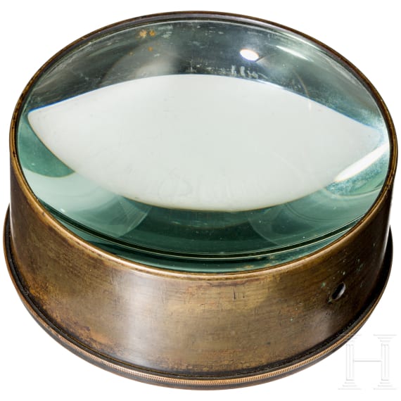 Heavy magnifying glass for maritime use, 19th / 20th century