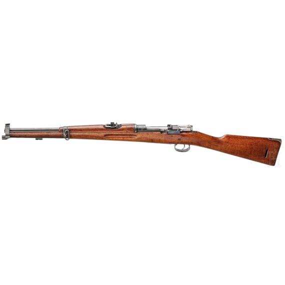 Lot 357 | Foreign Service Weapons (Non-German) | Online Catalogue