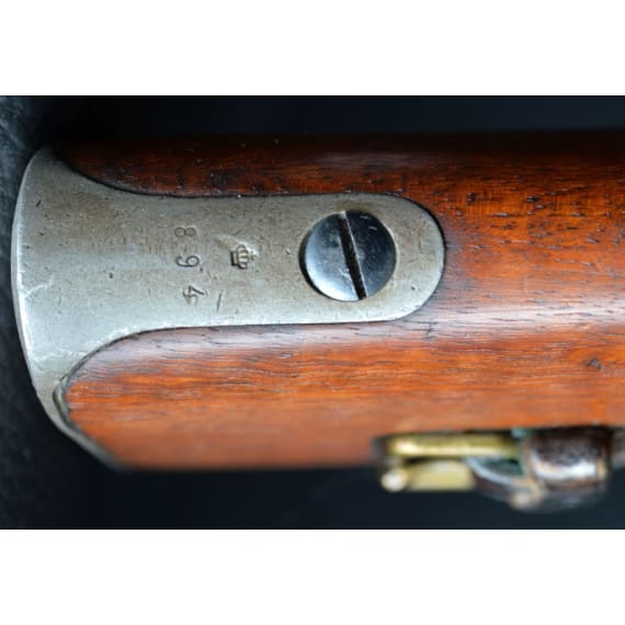 Lot 357 | Foreign Service Weapons (Non-German) | Online Catalogue
