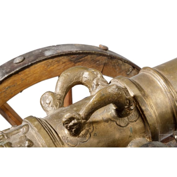 A salute cannon, reproduction in the style of the 17th century