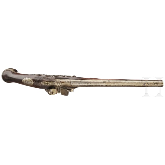 A fine flintlock pistol from the armoury of the Dukes of Bavaria, Paul Lienhart, ca. 1730