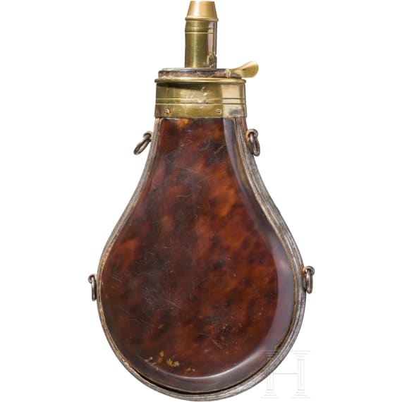 A tortoise shell powder flask, France, end of 18th century