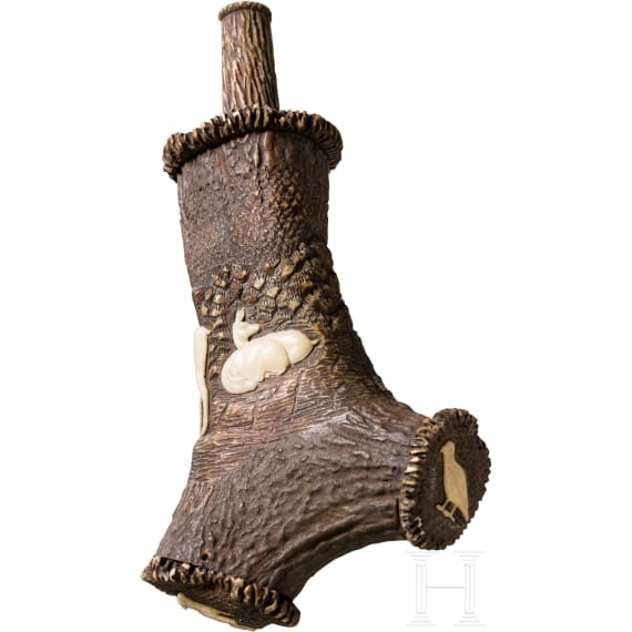 A German hunter's powder flask made of deerhorn, Lebrecht Schulz, Meiningen, circa 1830/40