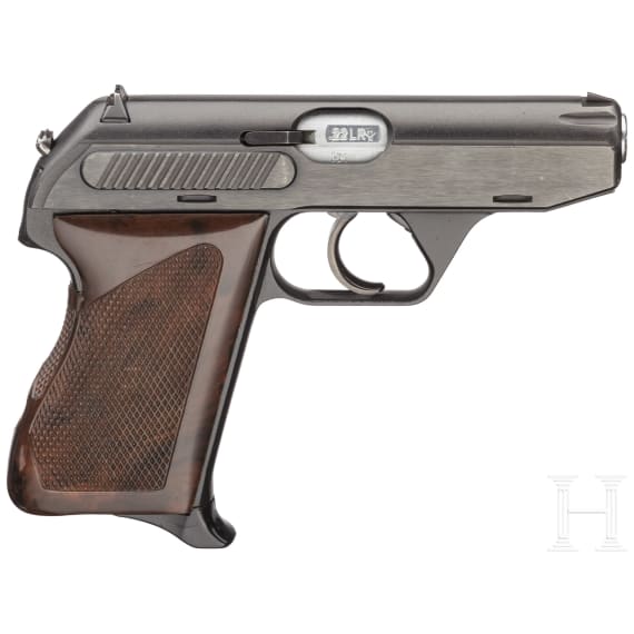 A cased Heckler & Koch M HK 4