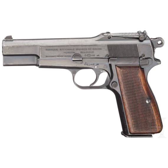 A FN GP M 35 with stock, holster and two ammunition pouches