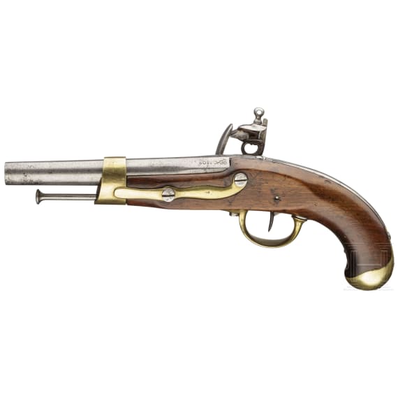 A cavalry pistol M an 13