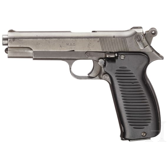 A MAC M 1950 with holster
