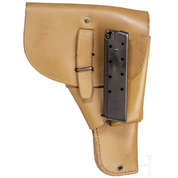 A MAC M 1950 with holster