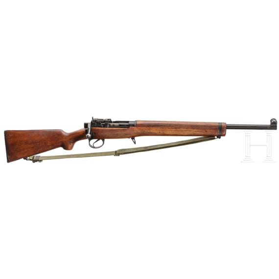 A Lee-Enfield No. 8 Mk I trainings rifle in .22 l.r.