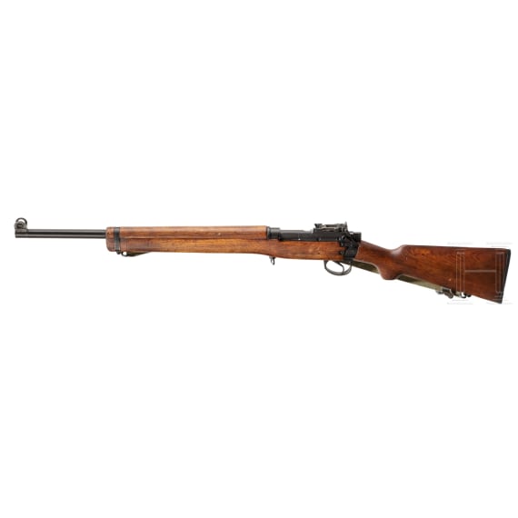A Lee-Enfield No. 8 Mk I trainings rifle in .22 l.r.