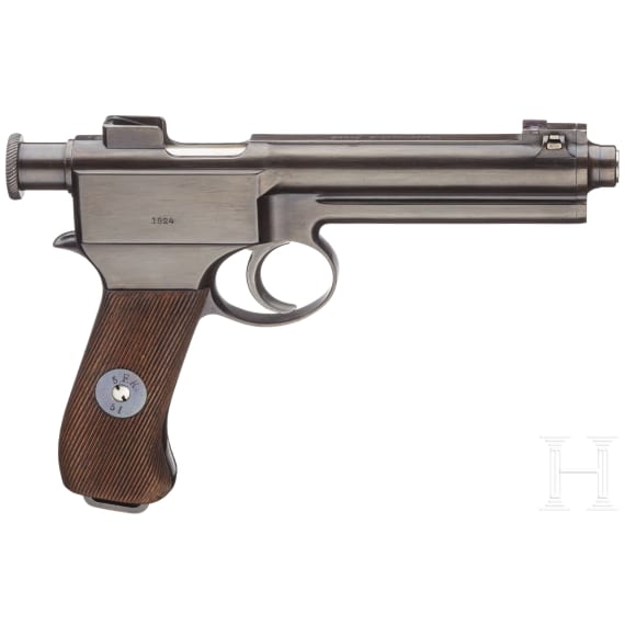 A Roth-Steyr M 1907, "older production", with holster