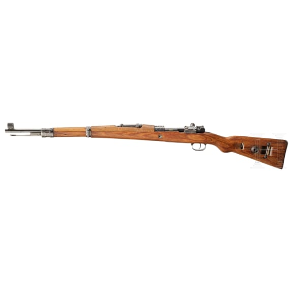 A rifle "G 24(t), code "dou - 41"