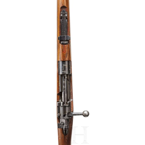 A rifle "G 24(T)", code "dou - 42"