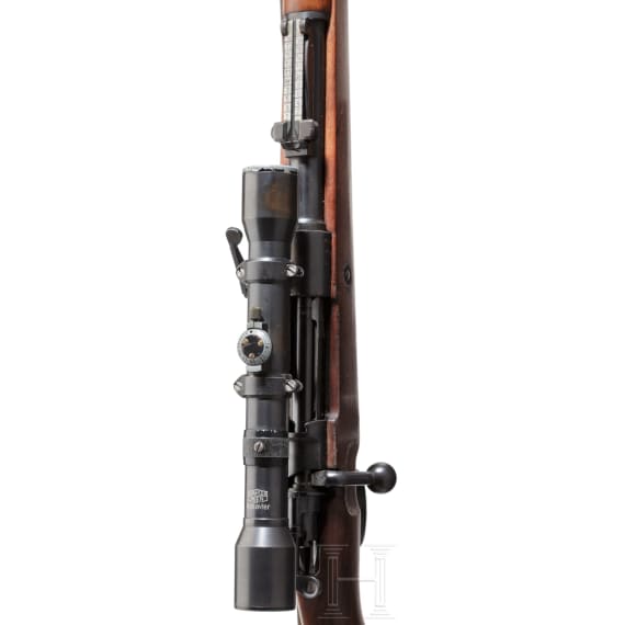 A carbine 98 k of the SS, made from a shortened rifle 98, with scope Heliavier