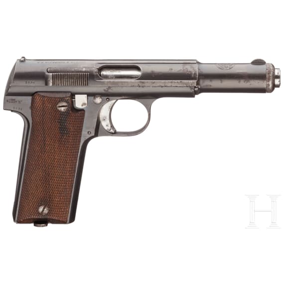A Astra M 600/43 with holster