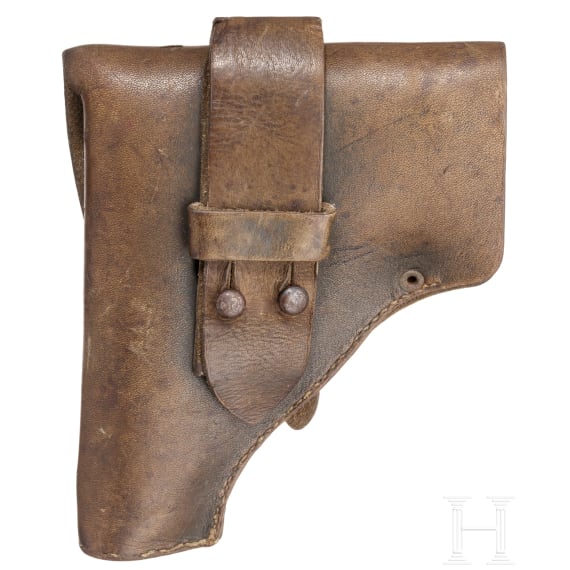 A Beretta M 35 with holster