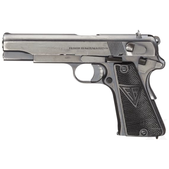 A VIS Radom, early version with holster