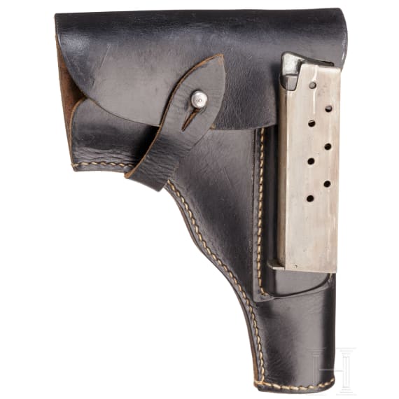 A VIS Radom, early version with holster