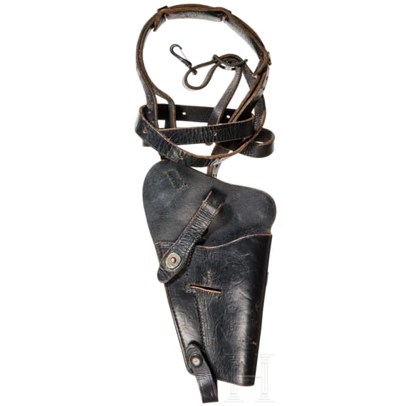 A shoulder holster for a Colt M1911 / M1911-A1