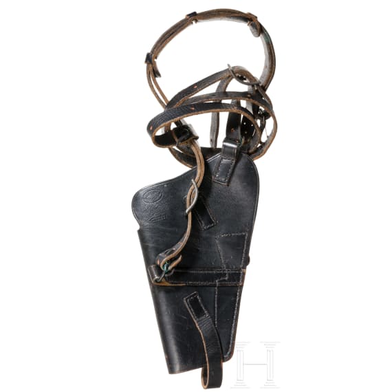 A shoulder holster for a Colt M1911 / M1911-A1