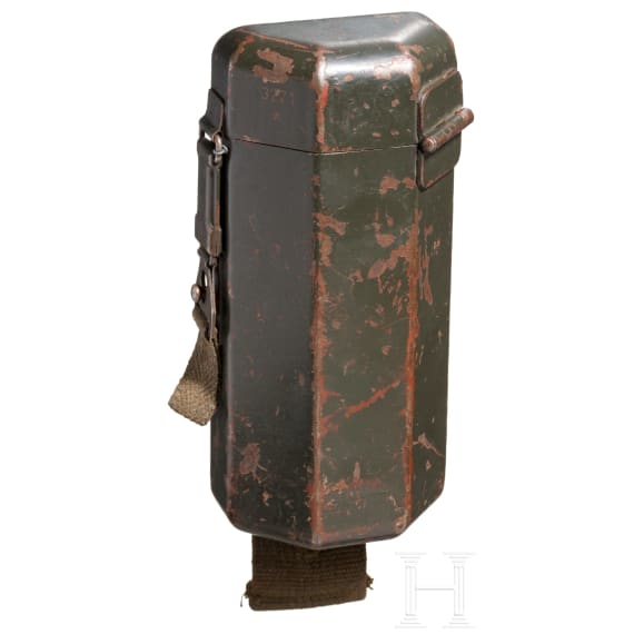 A transport case for the scope ZF4