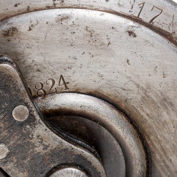 A snail drum magazine for an Artillery Luger, 2nd pattern, with dust cover