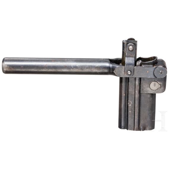 A Magazine loader for the P08 snail drum magazine and pistol belts