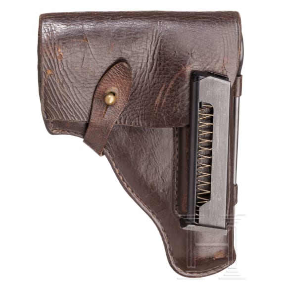 A Makarov PM with holster