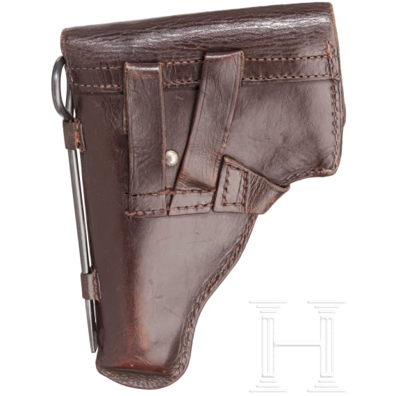 A Makarov PM with holster