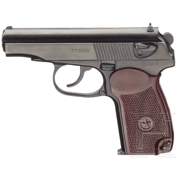 A Makarov PM with holster
