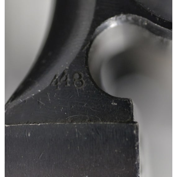 A carbine 98 k of the SS, made from a shortened rifle 98, with scope Heliavier