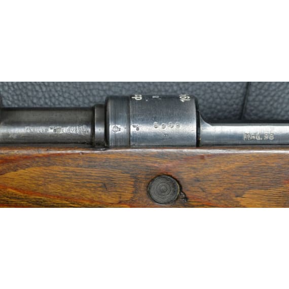 A carbine 98 k, code "dot - 1943"
