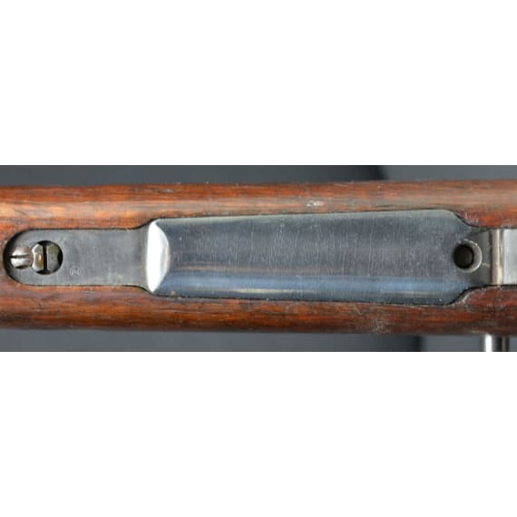 A rifle "G24 (t), code "dou - 41"