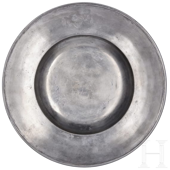 A broadrim charger, Amsterdam, circa 1680