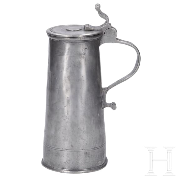 An Austrian broadrim charger and two pewter jugs, Salzurg, 17th and early 18th century