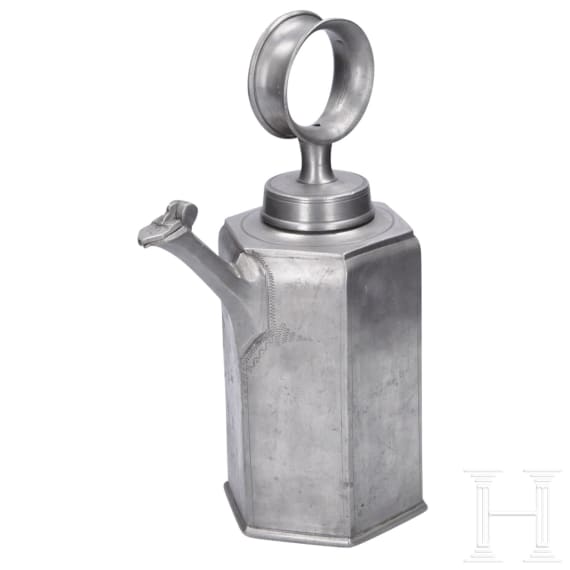A Swiss flask and a spouted lavabo made of pewter, 18th century