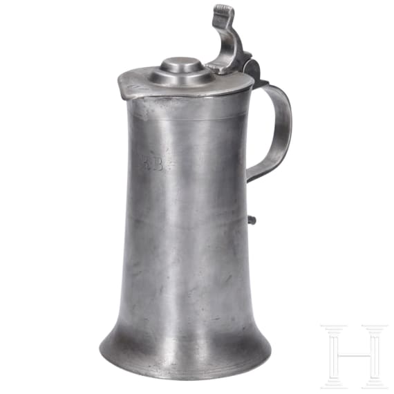 Two Swabian pewter jugs, 18th century