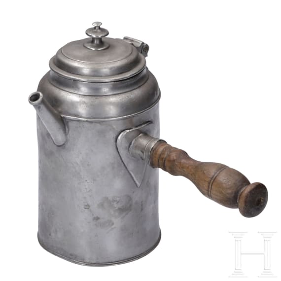 An engraved Saxon pewter jug and chocolate pot, circa 1800