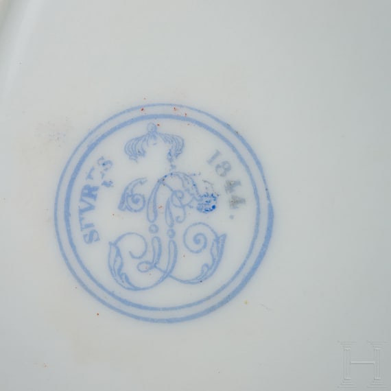 Kleine Vase und Sevres-Teller, 1. H&auml;lfte 19. JHdt.
