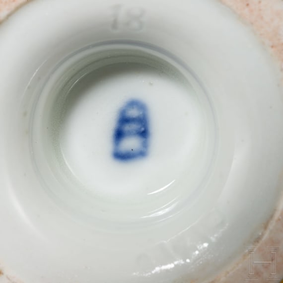 Two Austrian porcelain cups from the Viennese porcelain manufacture, 19th century