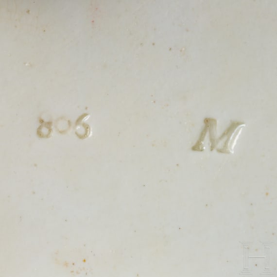 Five pieces of porcelain in classicistic style, 19th/20th century