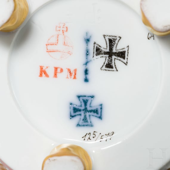 Kleine Sammlung Porzellantassen, deutsch, 19./20. Jhdt.