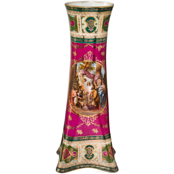 High porcelain vase, Viennese classicism, 19th century