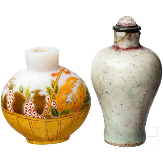 Two Chinese snuff bottles, 19th century